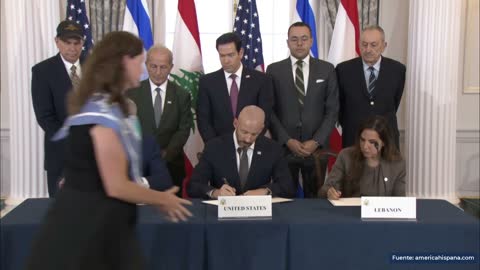 Fotograma en el minuto 8:24