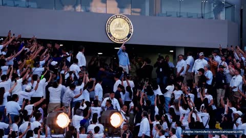 Fotograma en el minuto 2:06