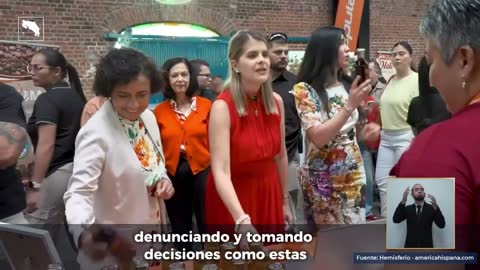 Fotograma en el minuto 3:49