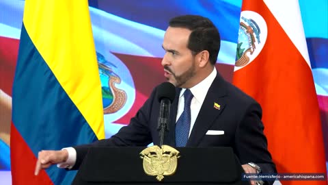 Fotograma en el minuto 11:00