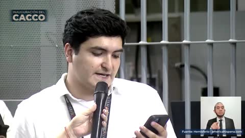 Fotograma en el minuto 1:44:09