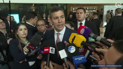 Fotograma en el minuto 4:17