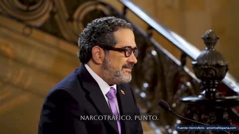 Fotograma en el minuto 4:06