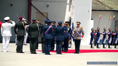 Fotograma en el minuto 4:00